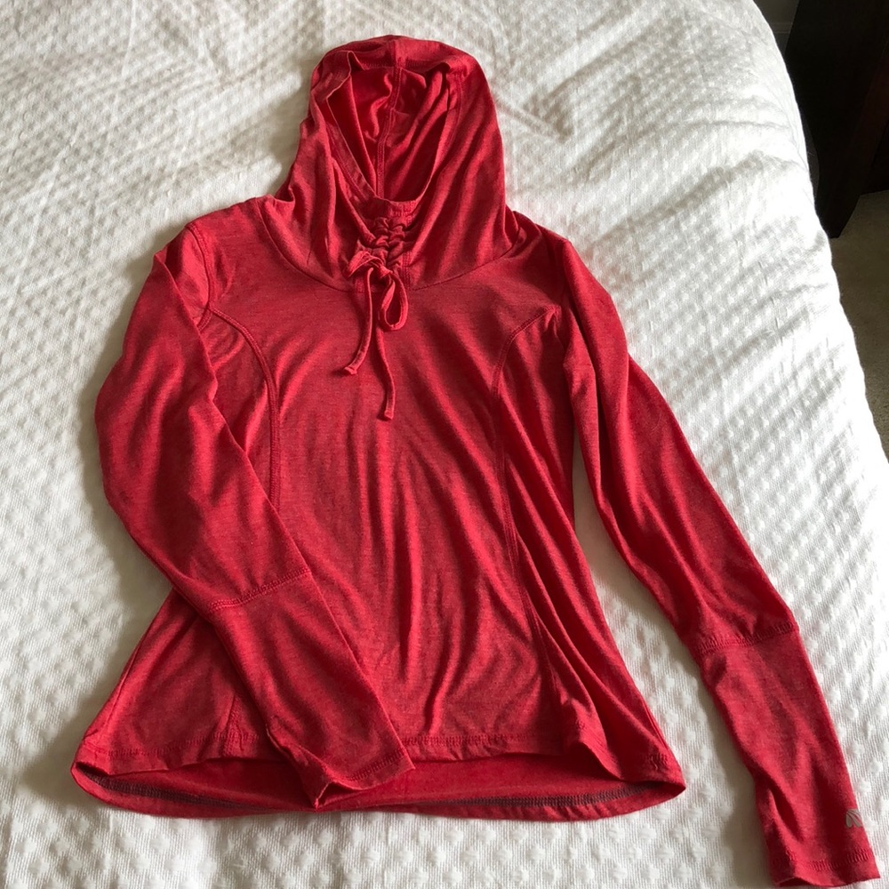 Hooded long sleeve tee